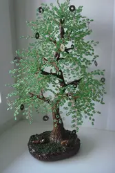 Денежное дерево из бисера из монет