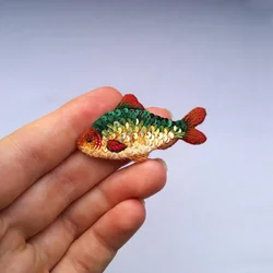 Рыбка брошь из бисера своими руками