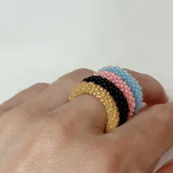 Обычное кольцо из бисера черное