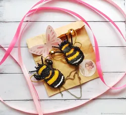 Брошь пчелка из бисера своими руками