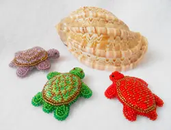 Брошь морская черепаха из бисера