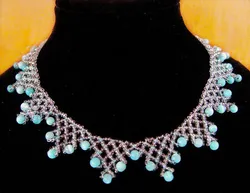 Легкие ожерелья из бисера фото