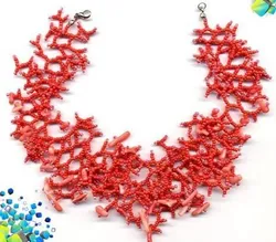 Ожерелье из бисера кораллы