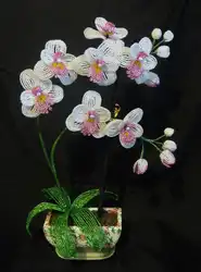 Листья орхидеи из бисера