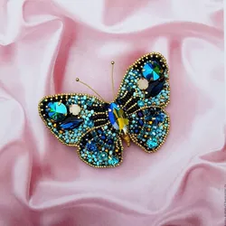 Бабочка из бисера фото